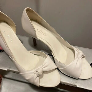 White peep toe  heels